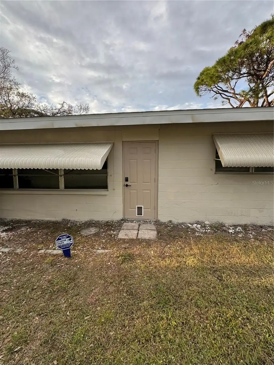 Listing Photo 14