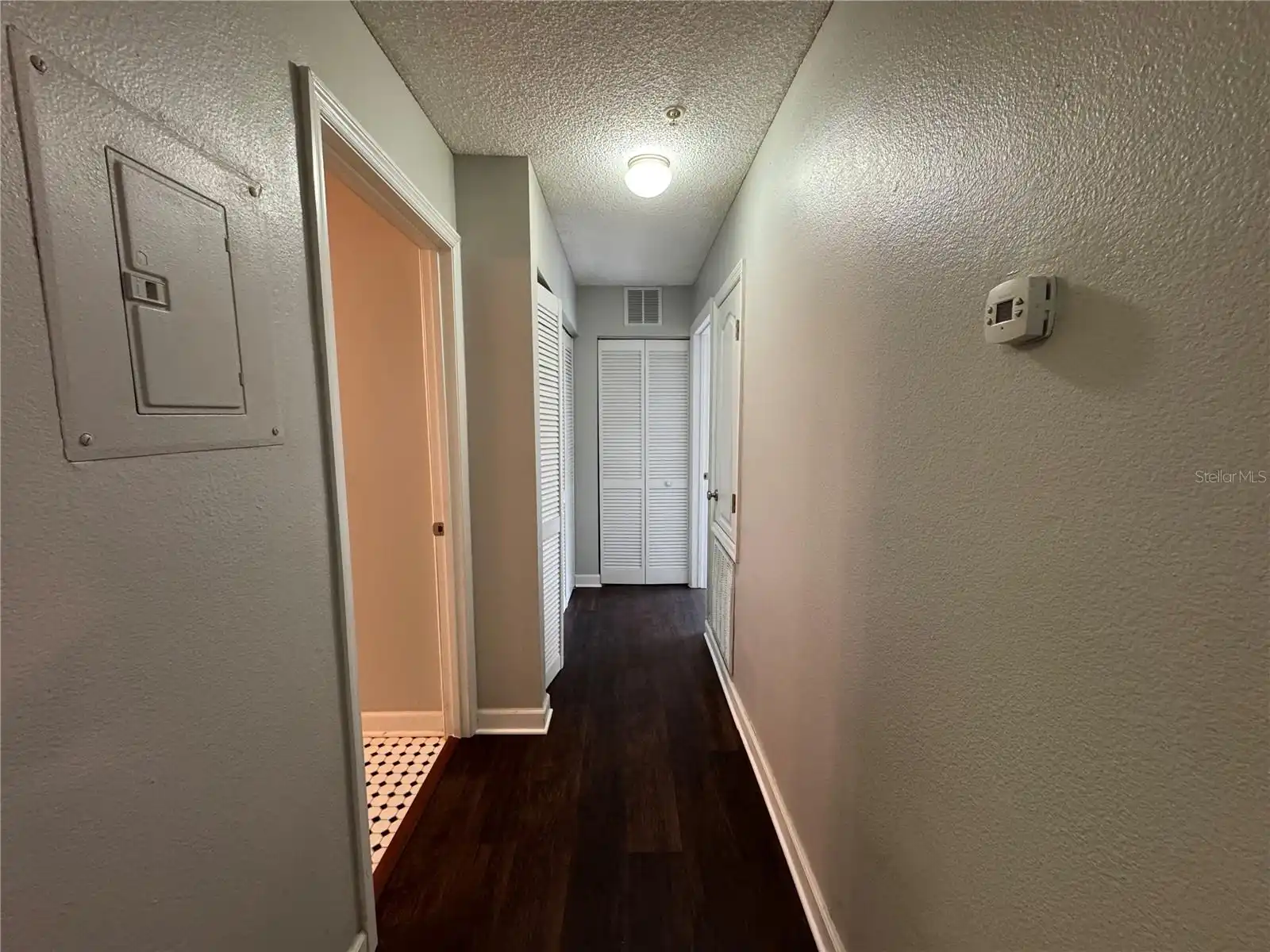 Listing Photo 11