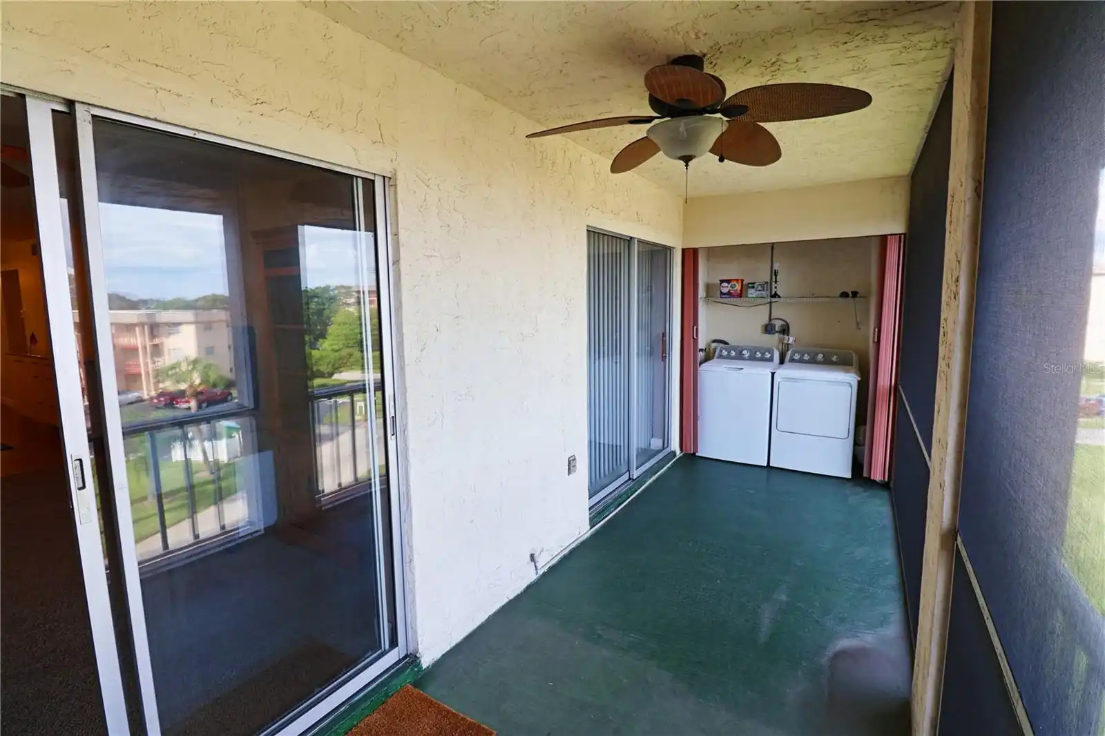 Listing Photo 12