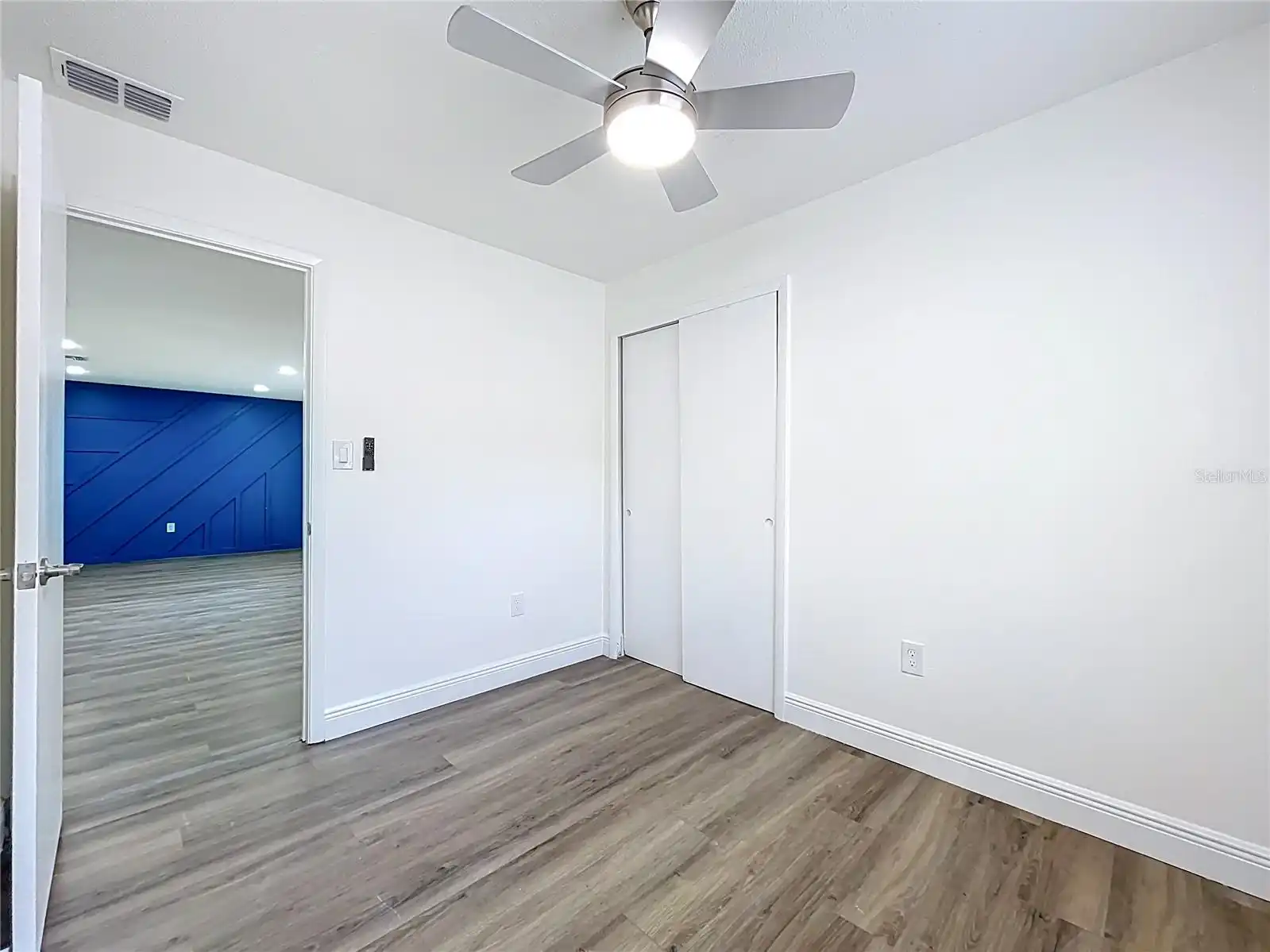 Listing Photo 14