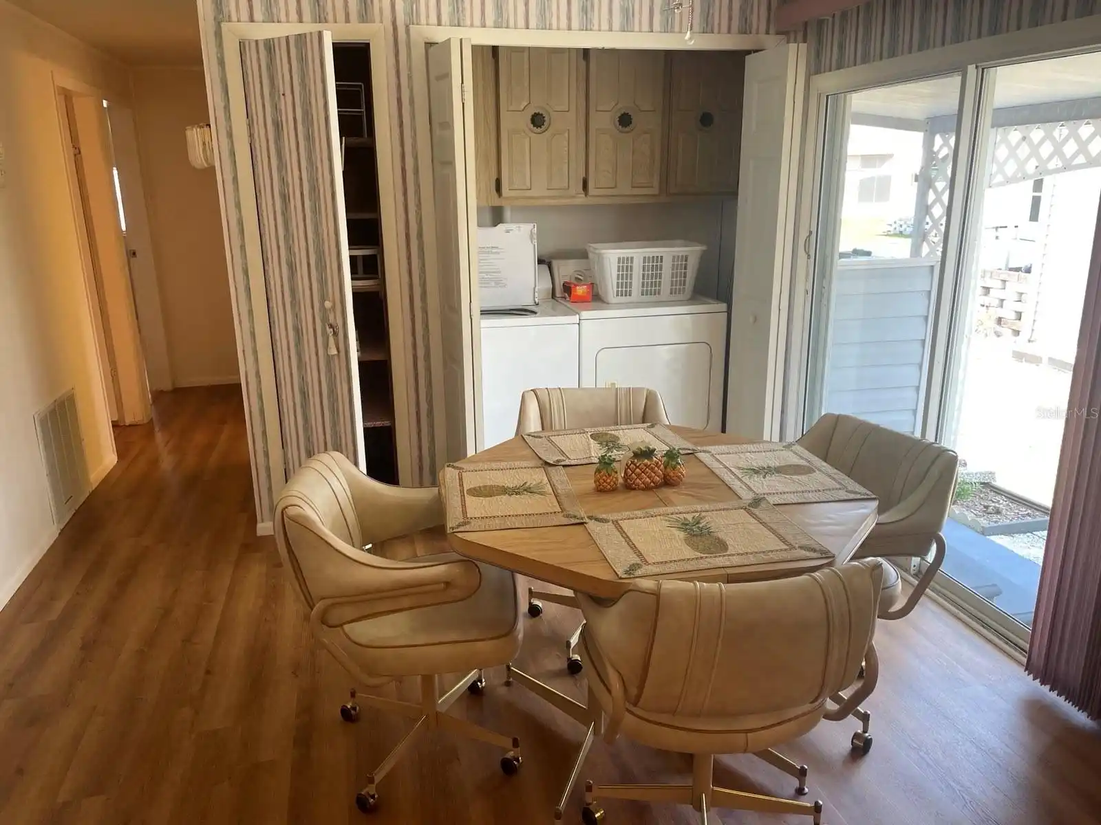 Listing Photo 10