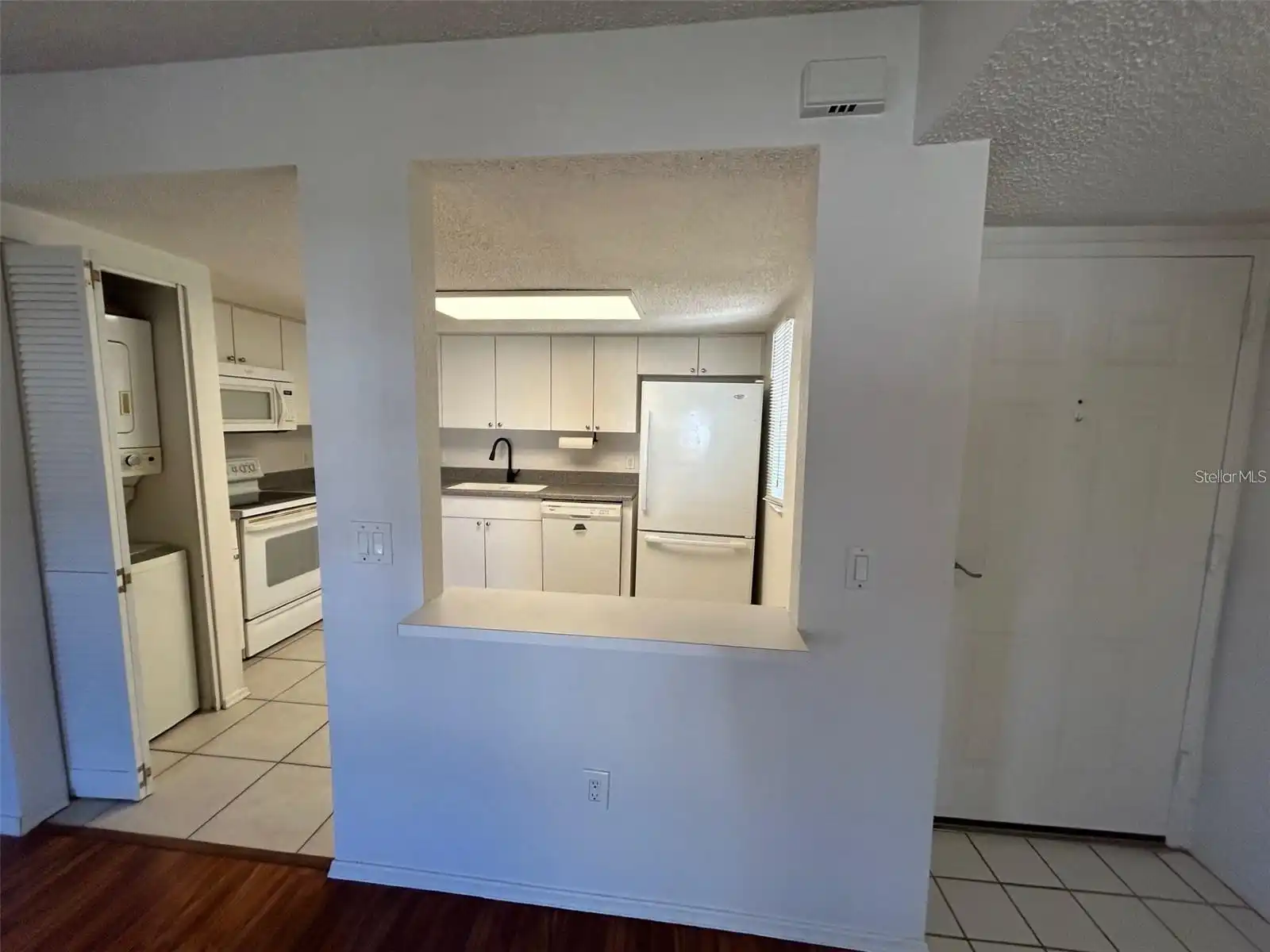 Listing Photo 9