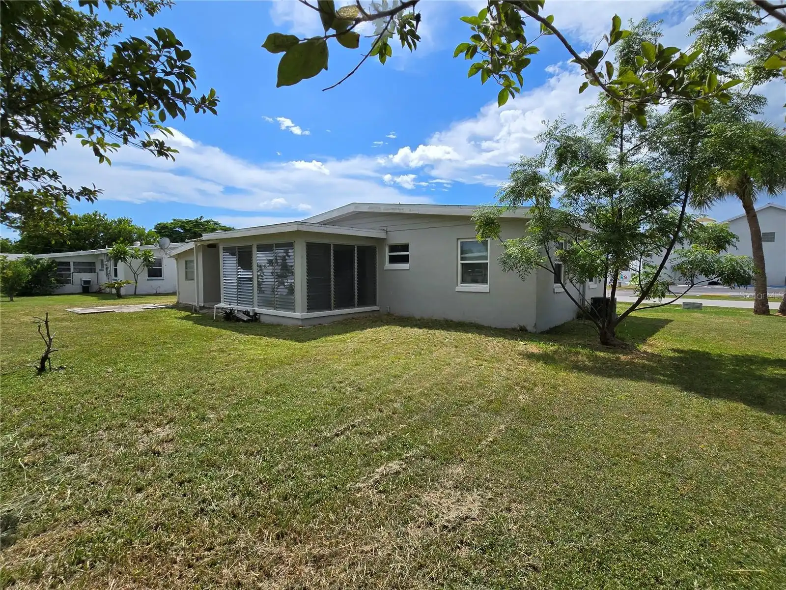 Listing Photo 6