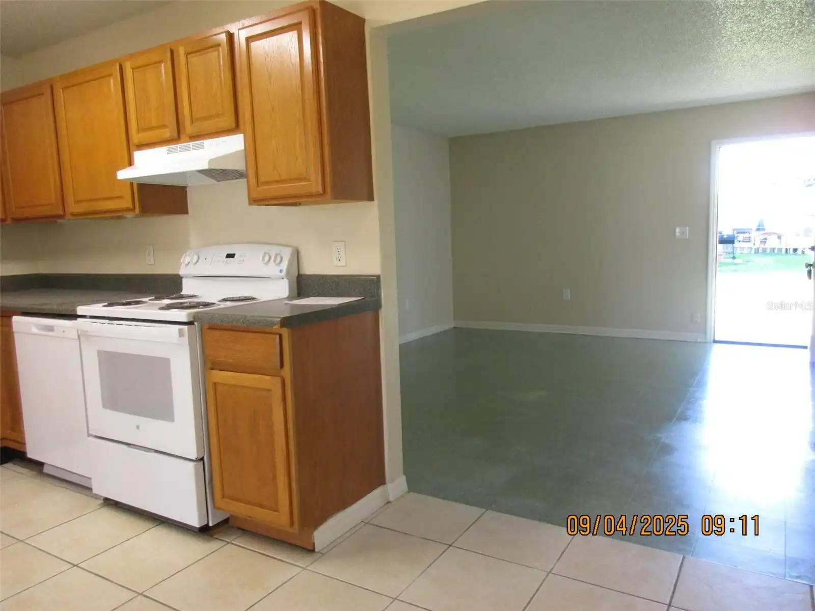 Listing Photo 9