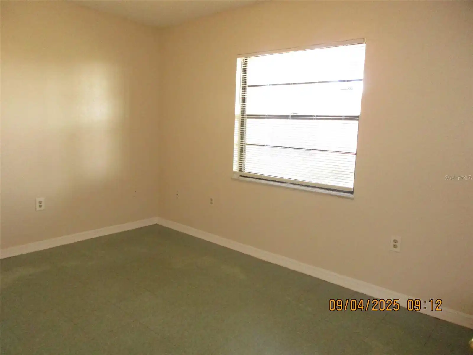 Listing Photo 11