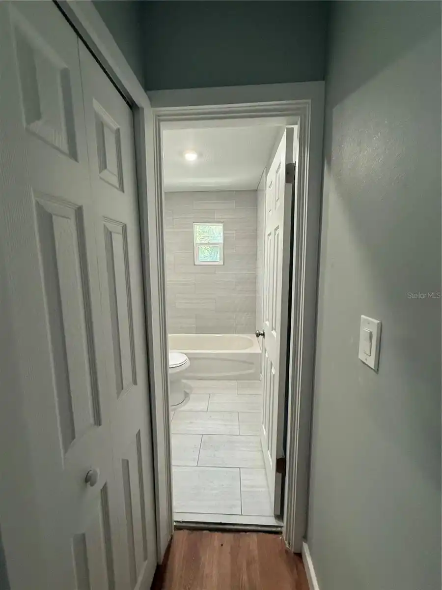 Listing Photo 10