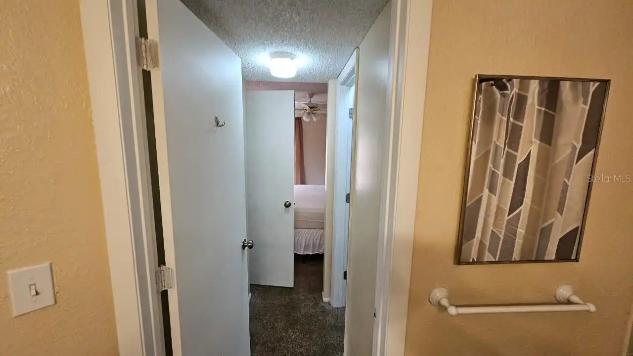 Listing Photo 12