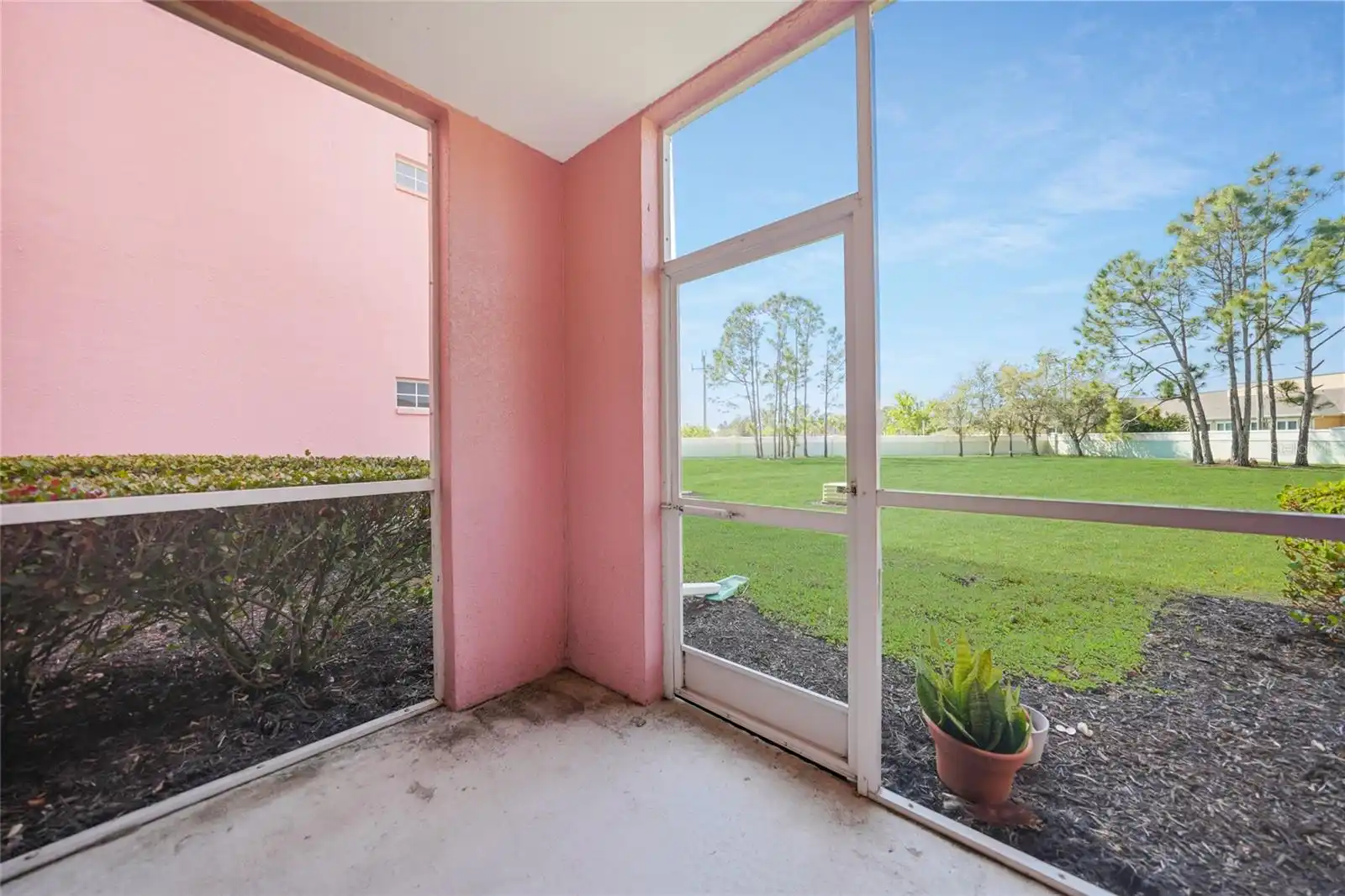 Listing Photo 32