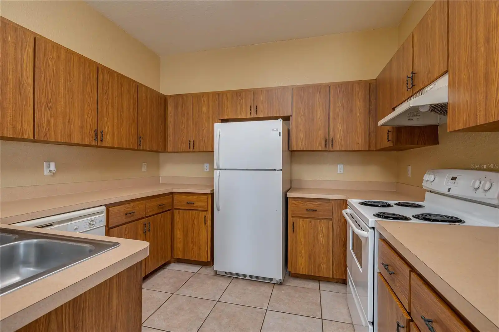 Listing Photo 11