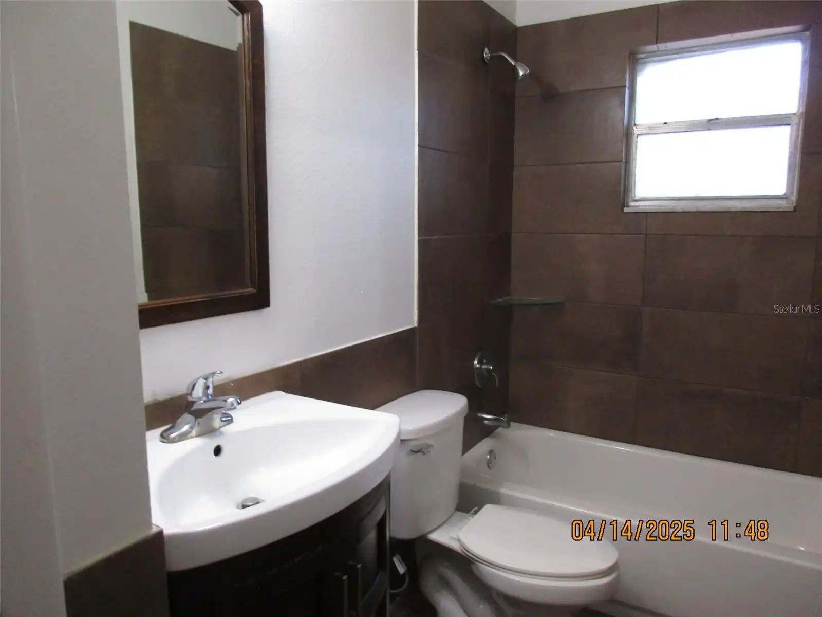 Listing Photo 11