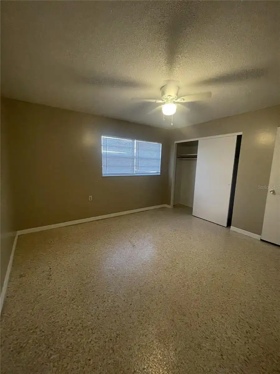 Listing Photo 14