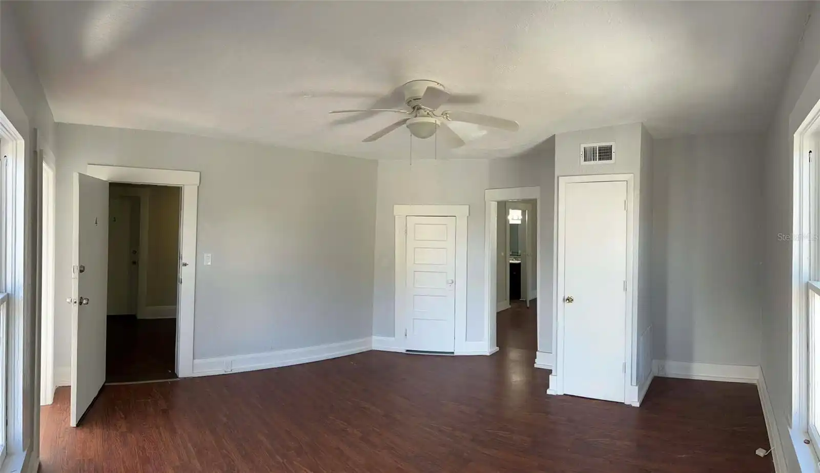 Listing Photo 8