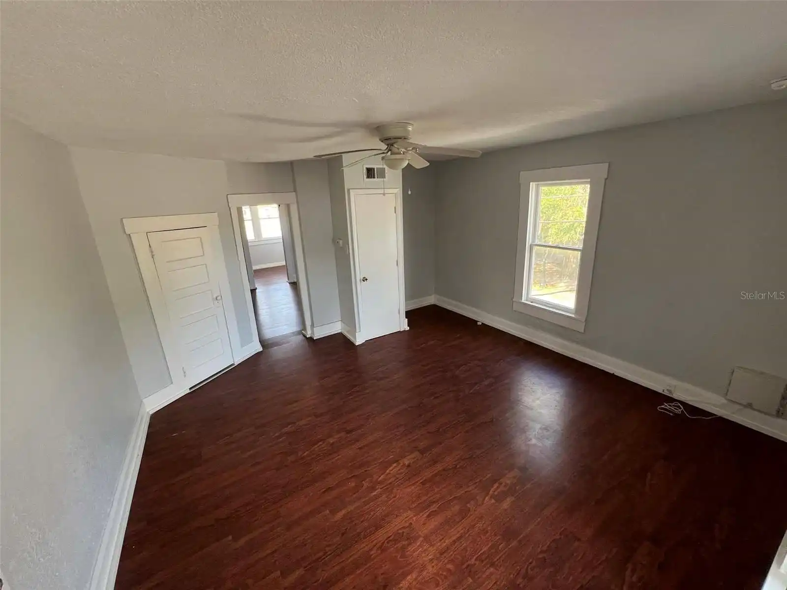 Listing Photo 10