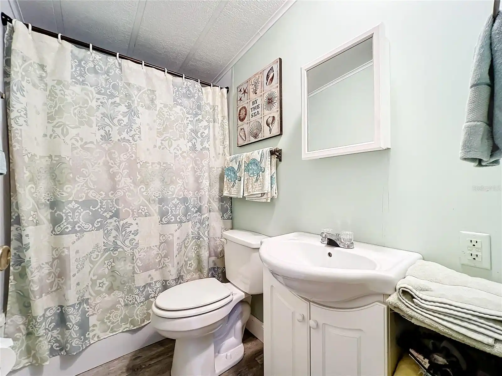 Listing Photo 20