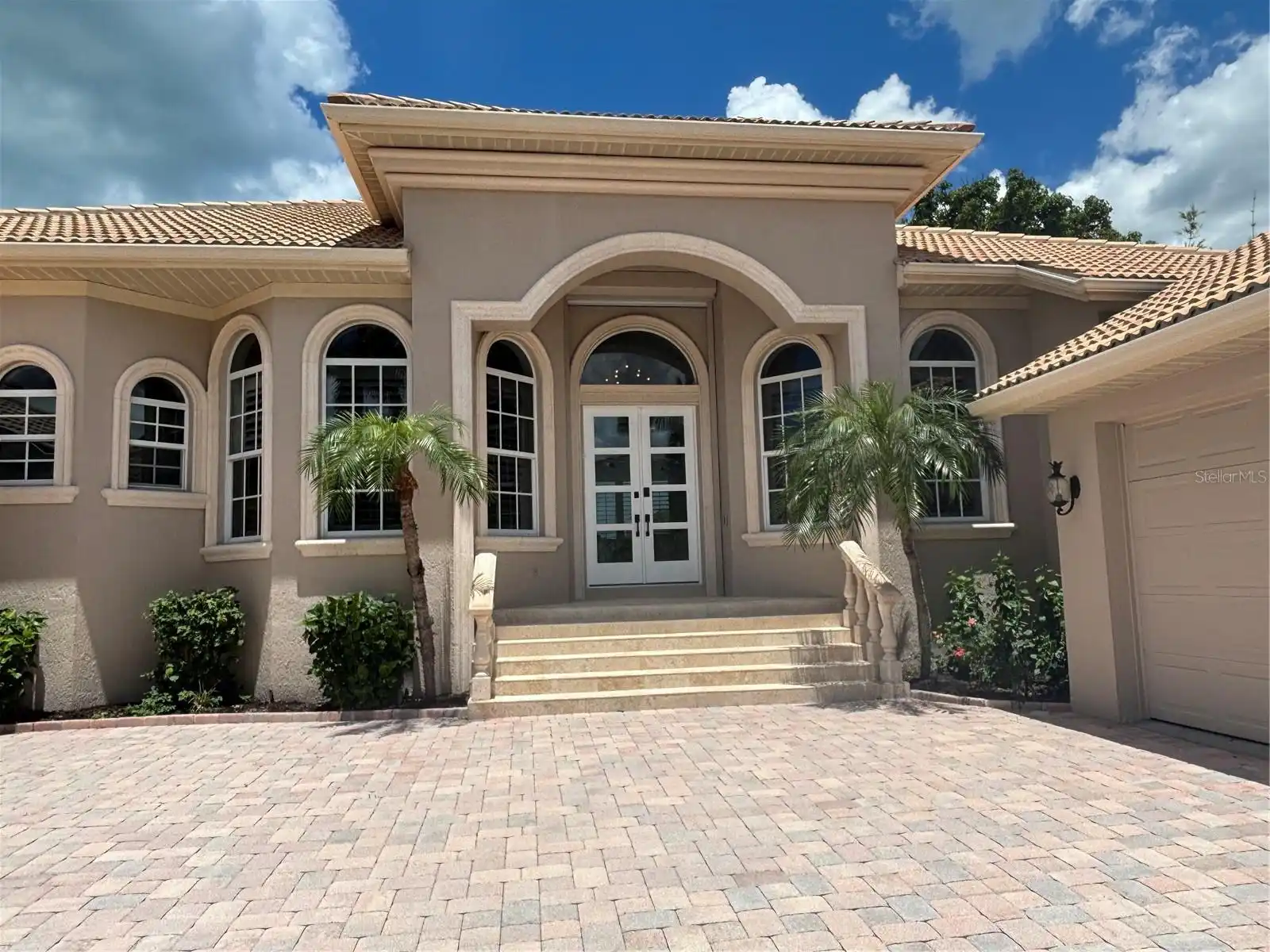 4BR, Home, 3BA, $4,999,999
Read More