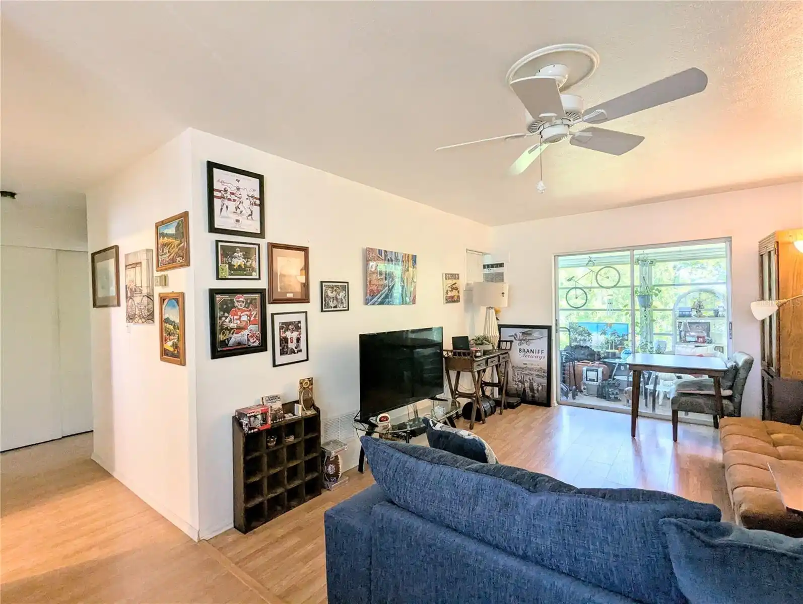Listing Photo 9