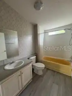 Listing Photo 8