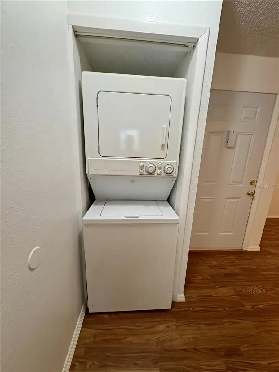 Listing Photo 7