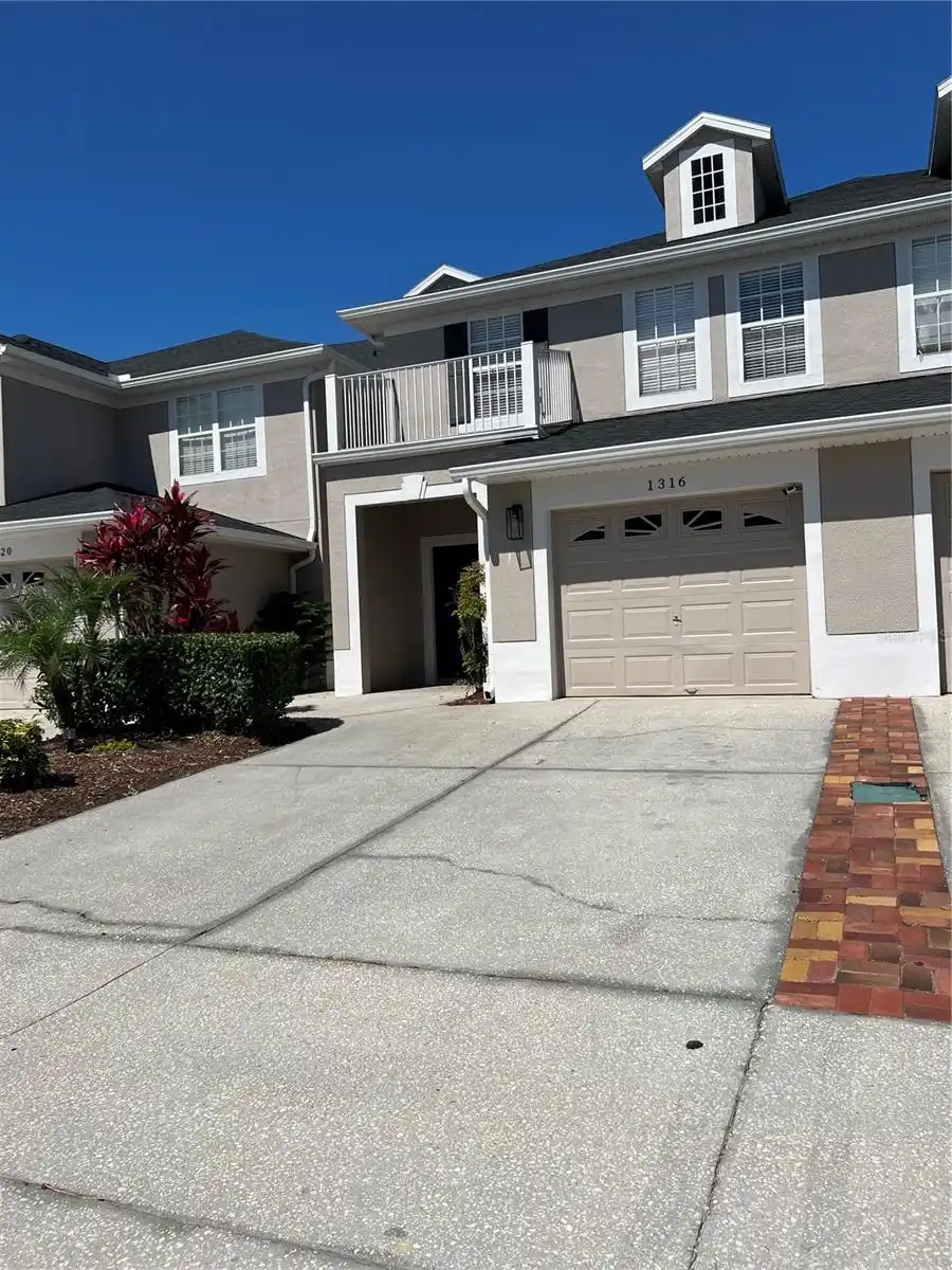 3BR, Residential Lease, 2BA, $2,290
Read More