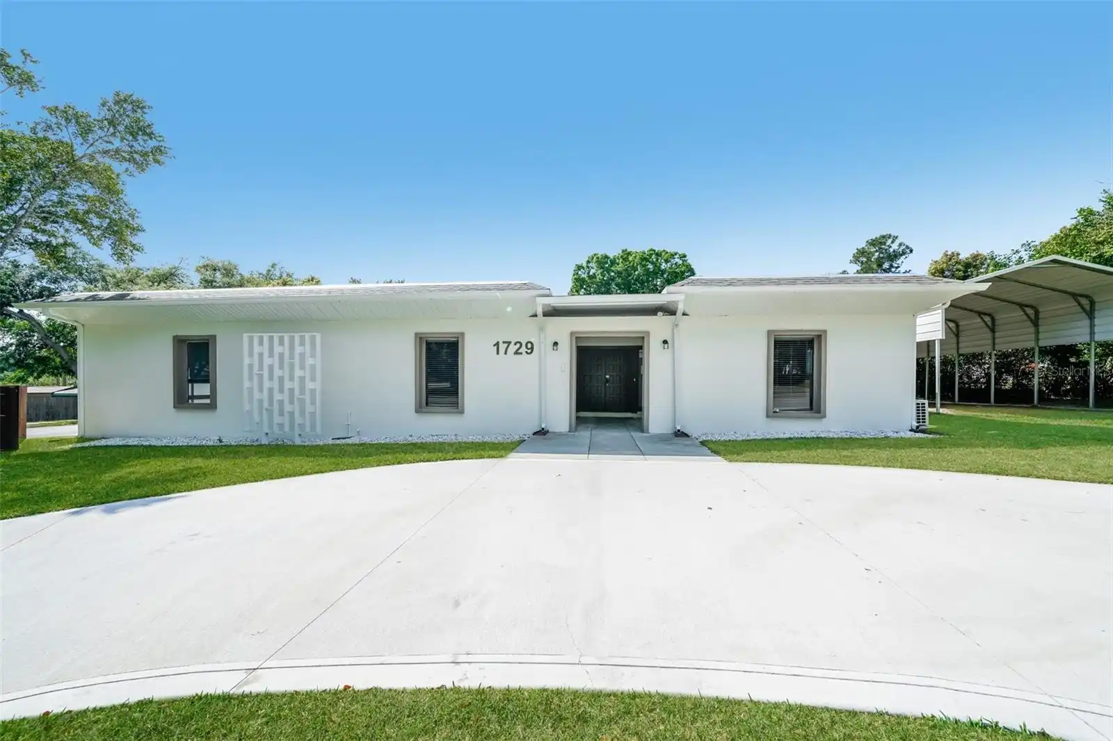3BR, Residential Lease, 2BA, $2,400
Read More