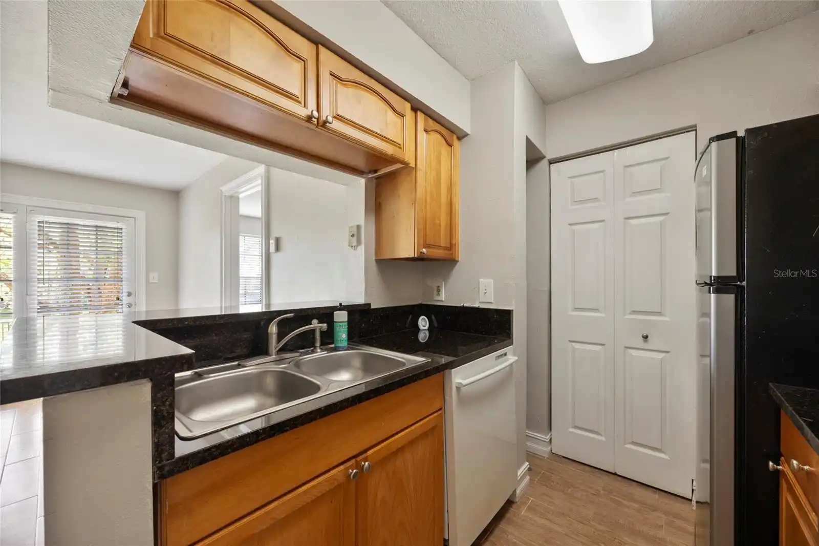 Listing Photo 10