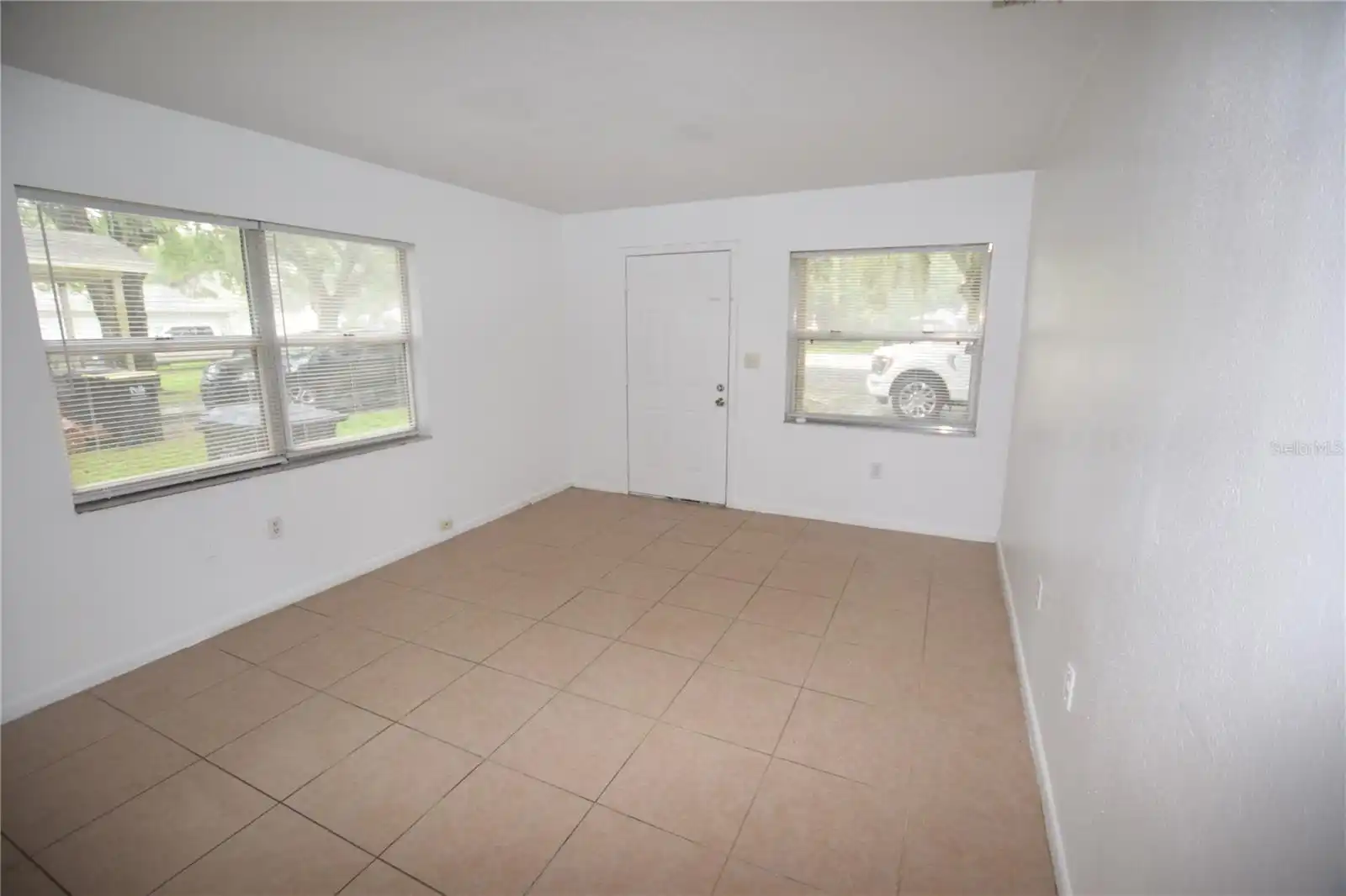 Listing Photo 7