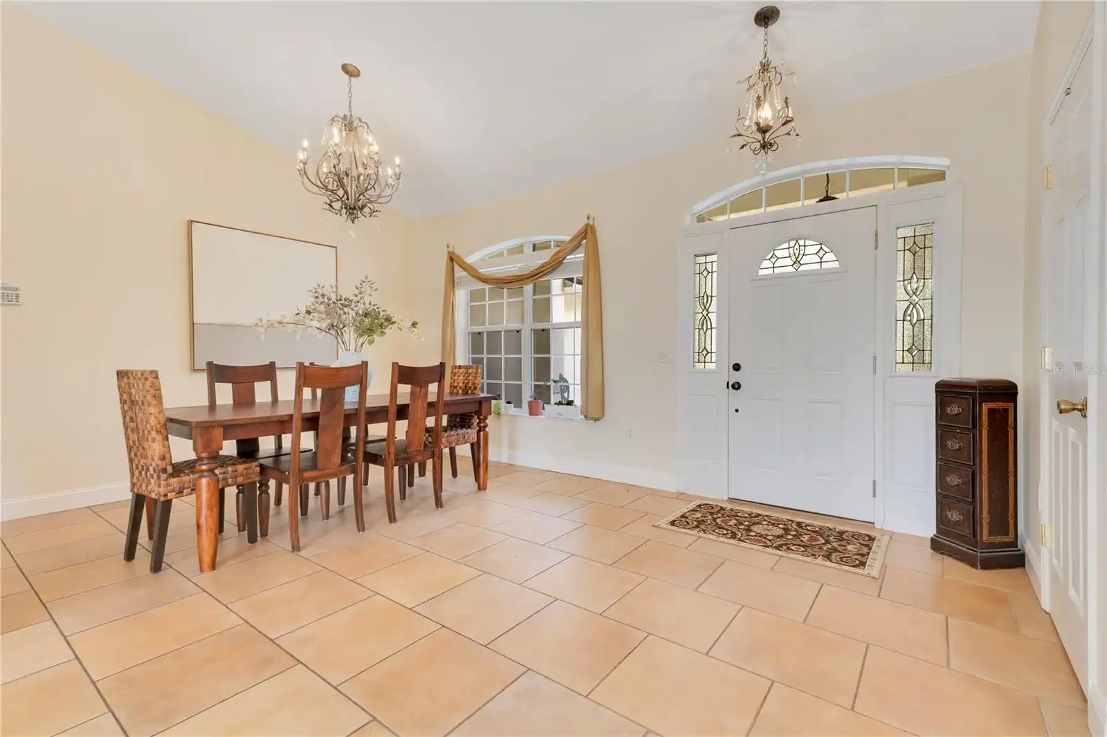 Listing Photo 8