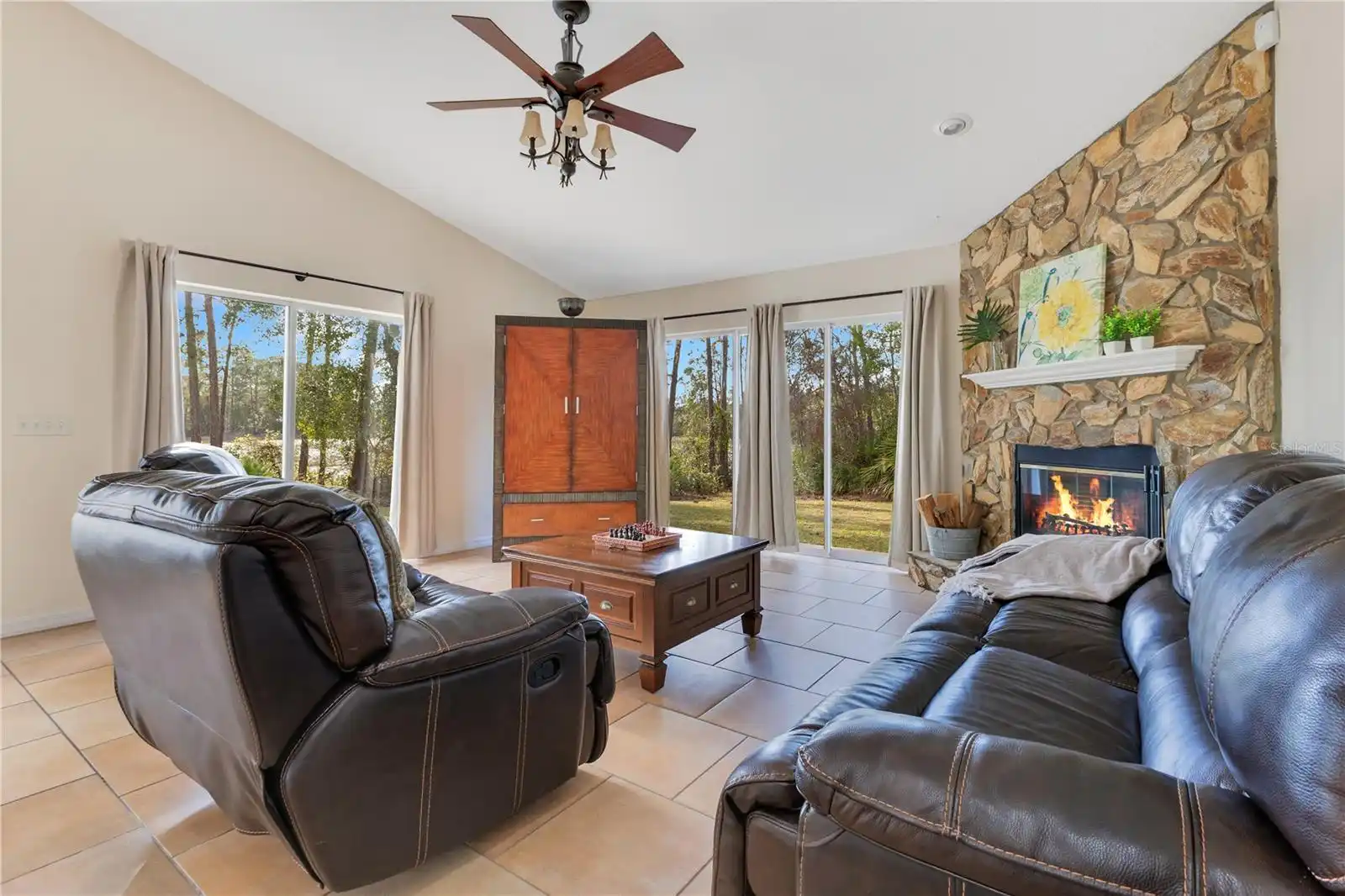 Listing Photo 18