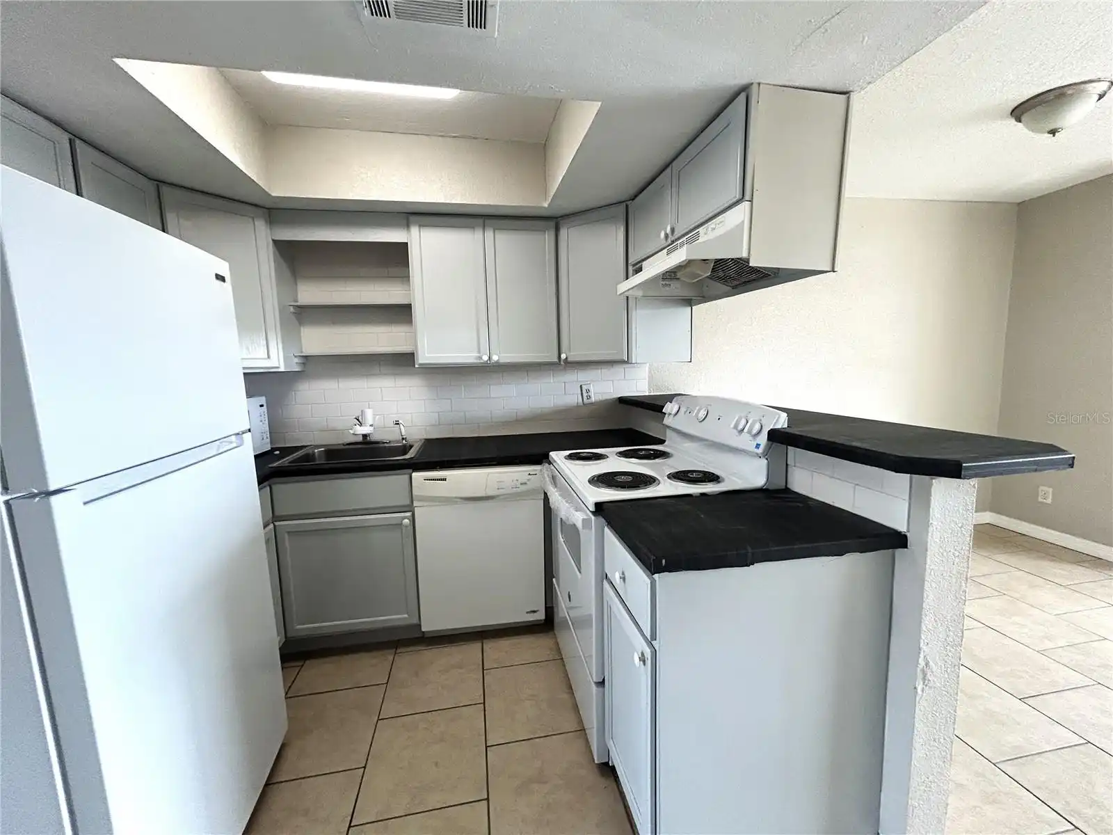 Listing Photo 6