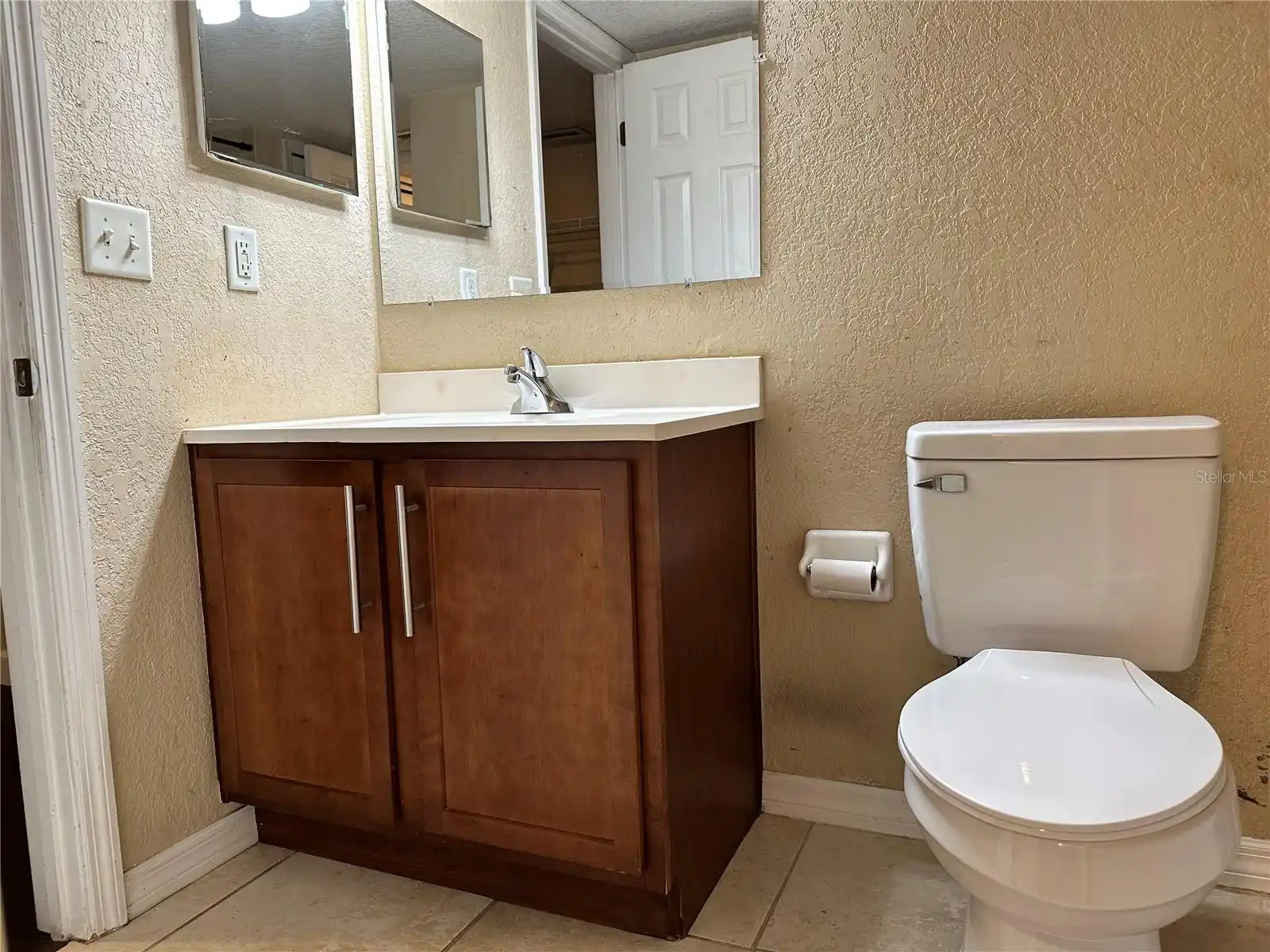 Listing Photo 9