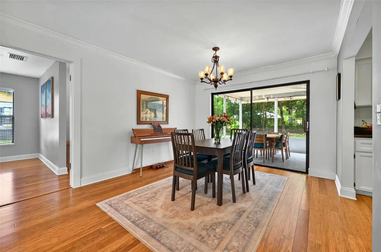 Listing Photo 8