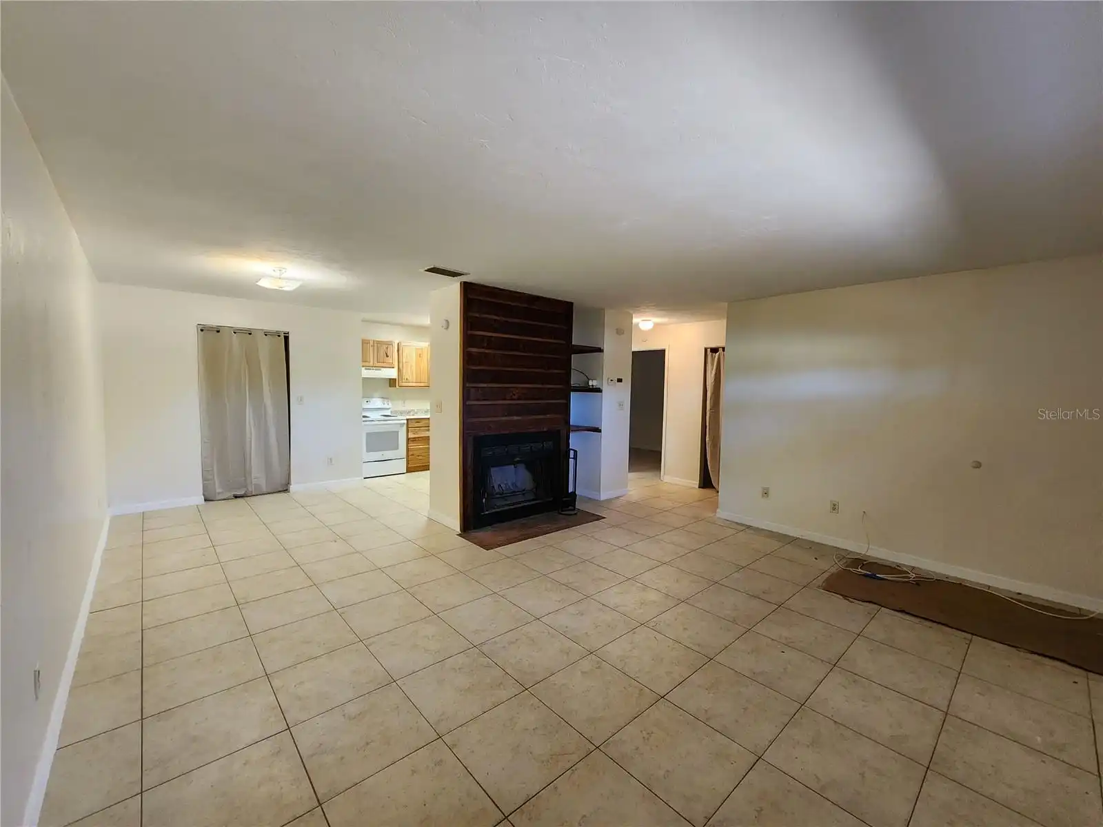Listing Photo 10