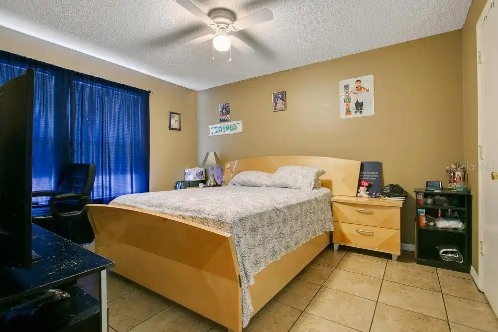Listing Photo 10