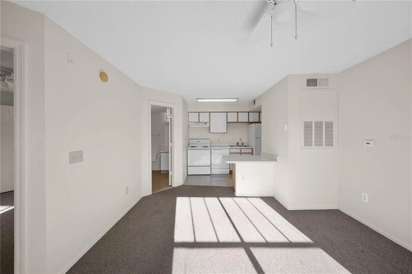 Listing Photo 6