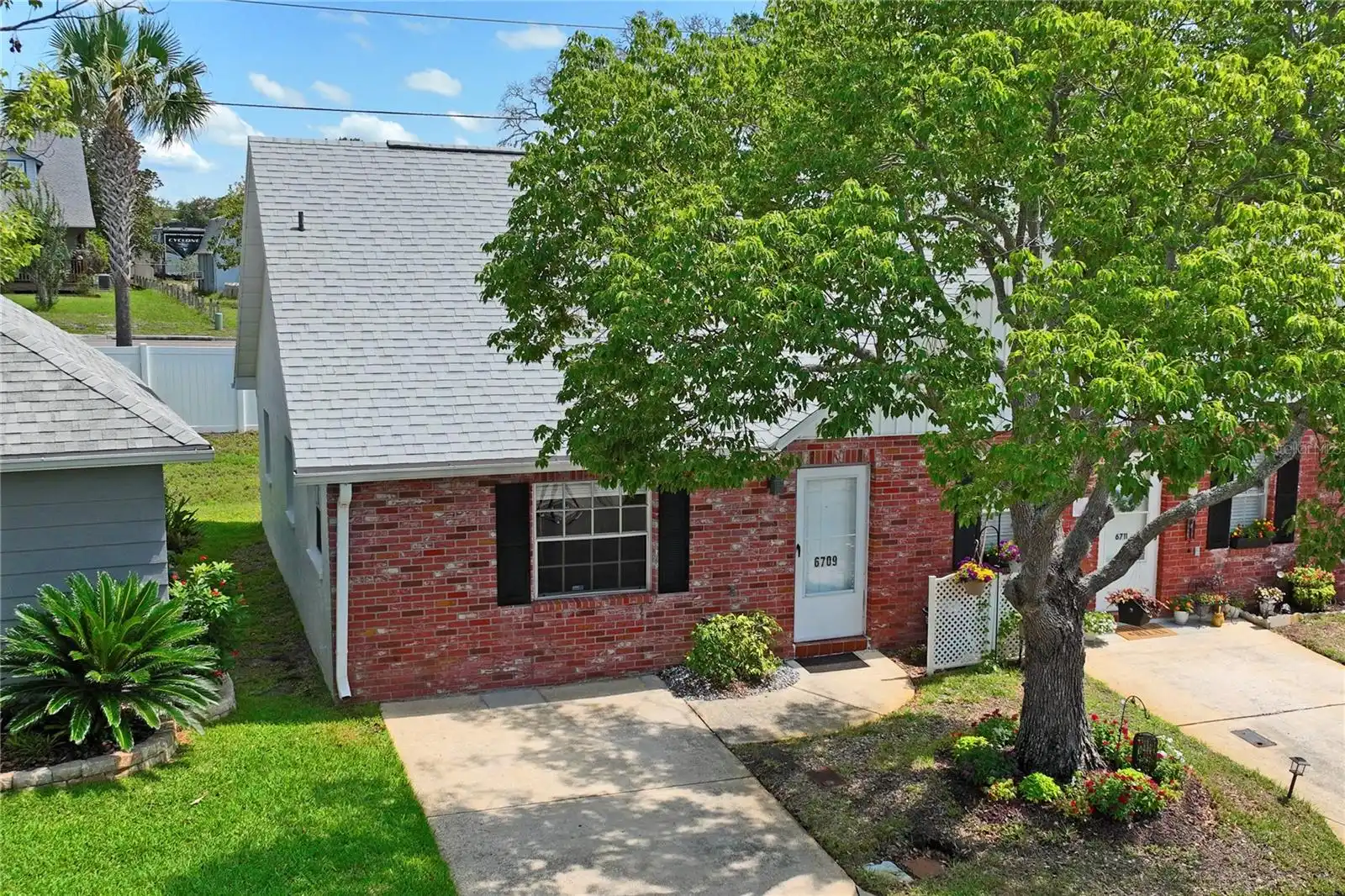 Listing Photo 42