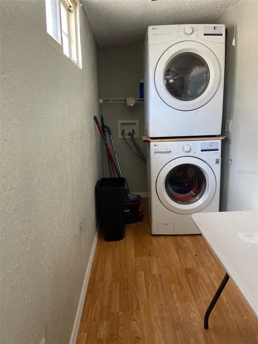 Listing Photo 10