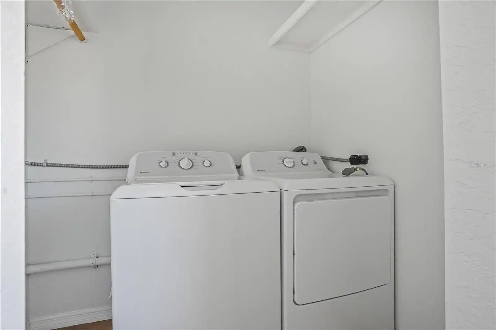 Listing Photo 9
