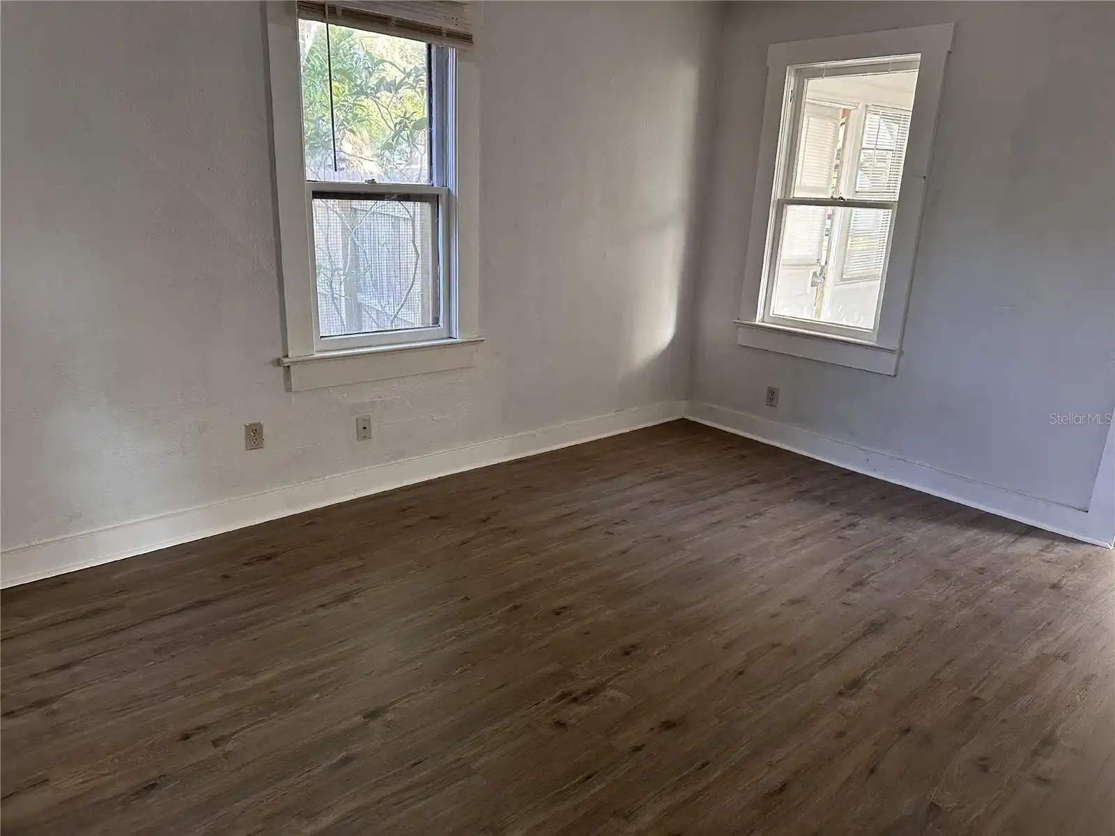 Listing Photo 9