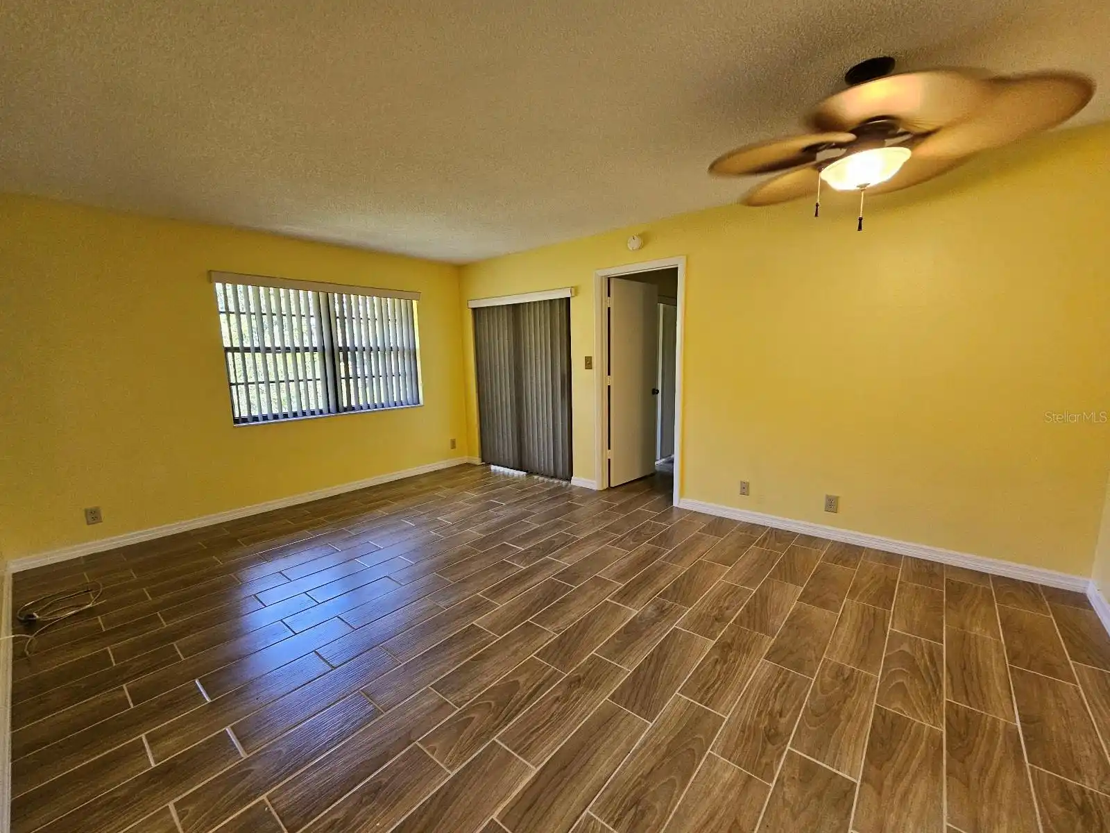 Listing Photo 12