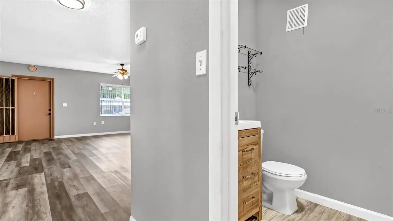 Listing Photo 16