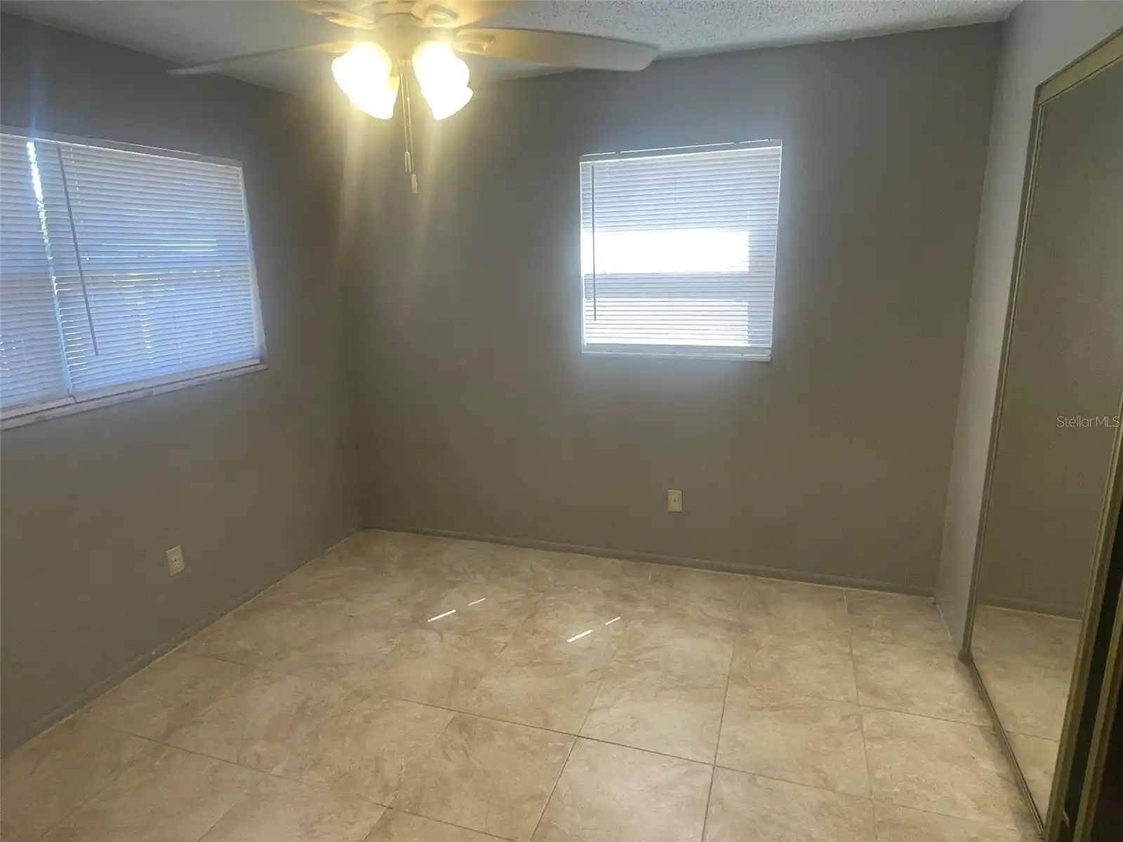 Listing Photo 9