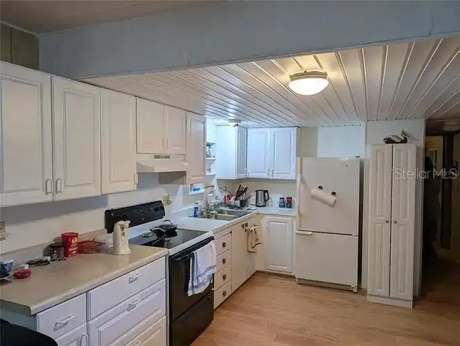 Listing Photo 6