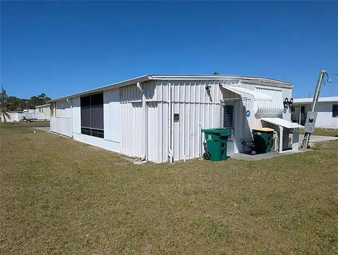 Listing Photo 16