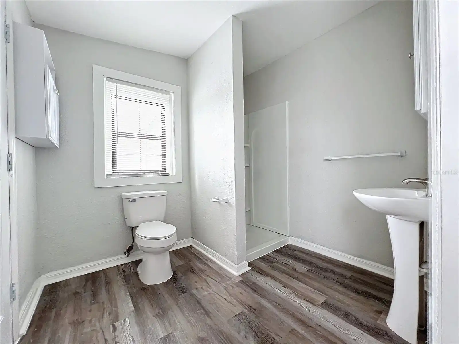 Listing Photo 6