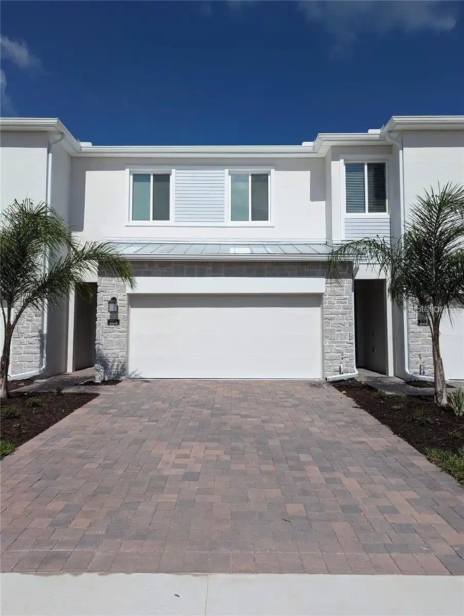 Davenport Real Estate