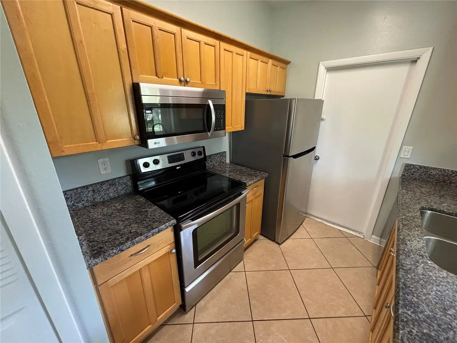 Listing Photo 7