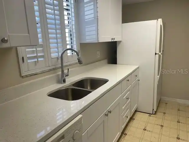 Listing Photo 9