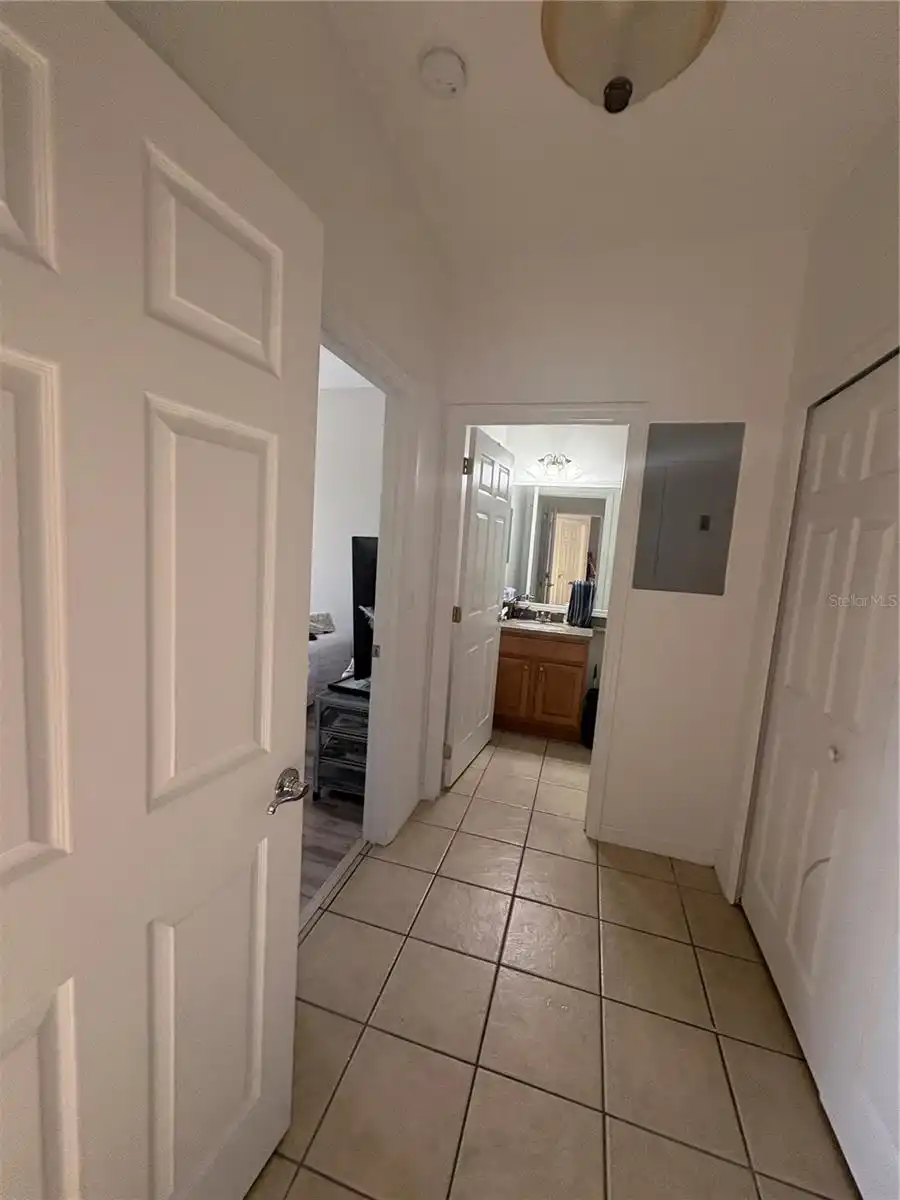 Listing Photo 9
