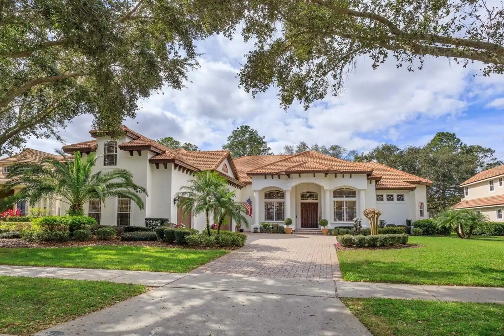 4BR, Home, 5BA, $2,275,000
Read More