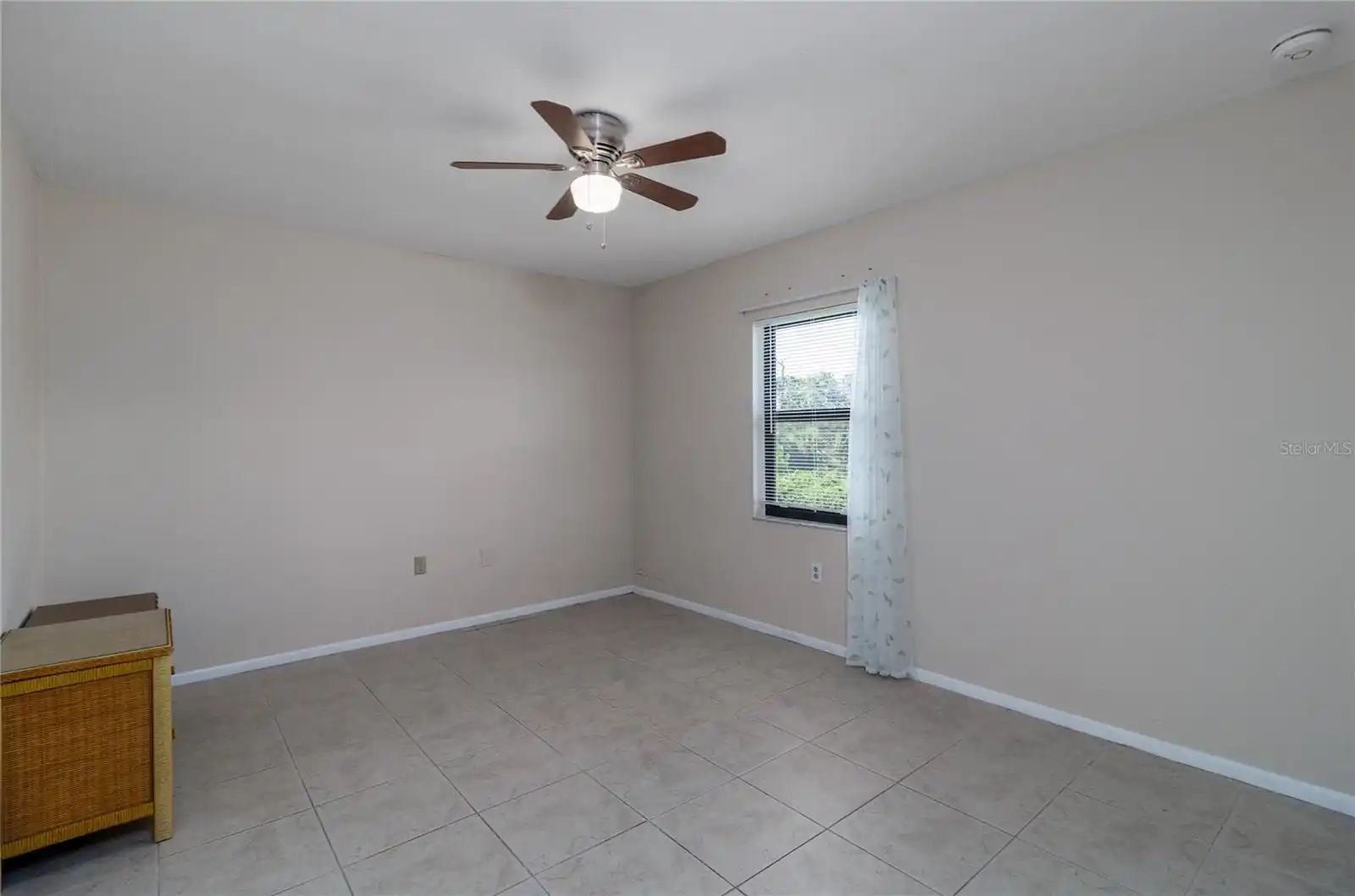 Listing Photo 10